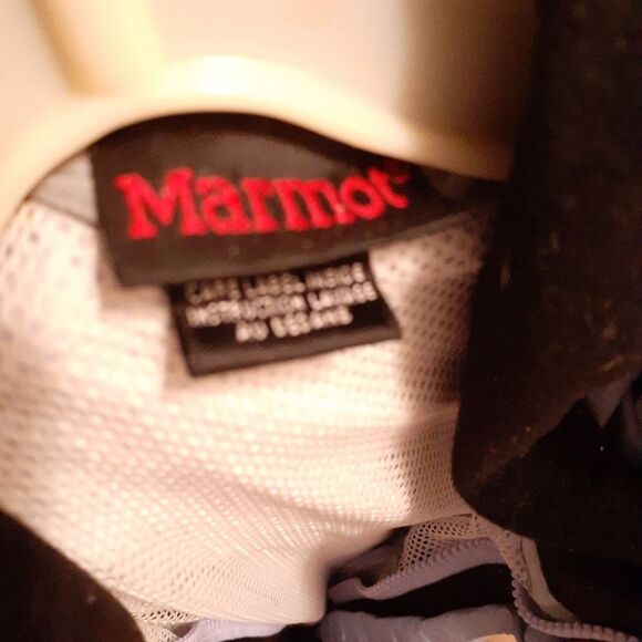 Marmot Waterproof Rain Jacket Pale Purple Women's M Zippered Breathable Fall Top - Picture 9 of 12